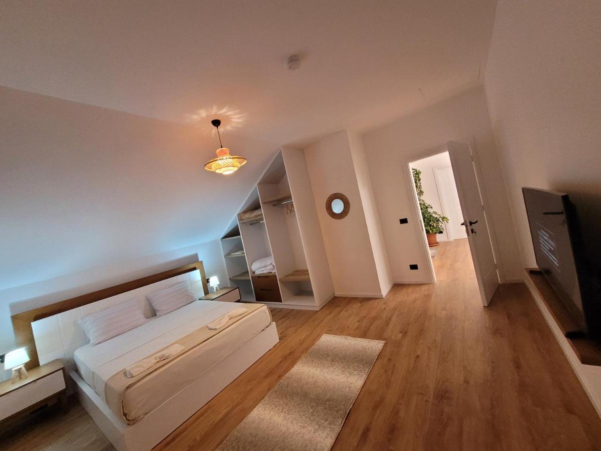 Apartment Bujtina Bezhani Gjinar Elbasan